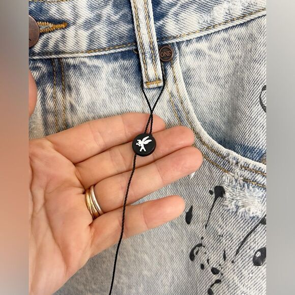 One Teaspoon cut off shorts Bonitas jean shorts Florence paint splatter. 32. New - Picture 11 of 15